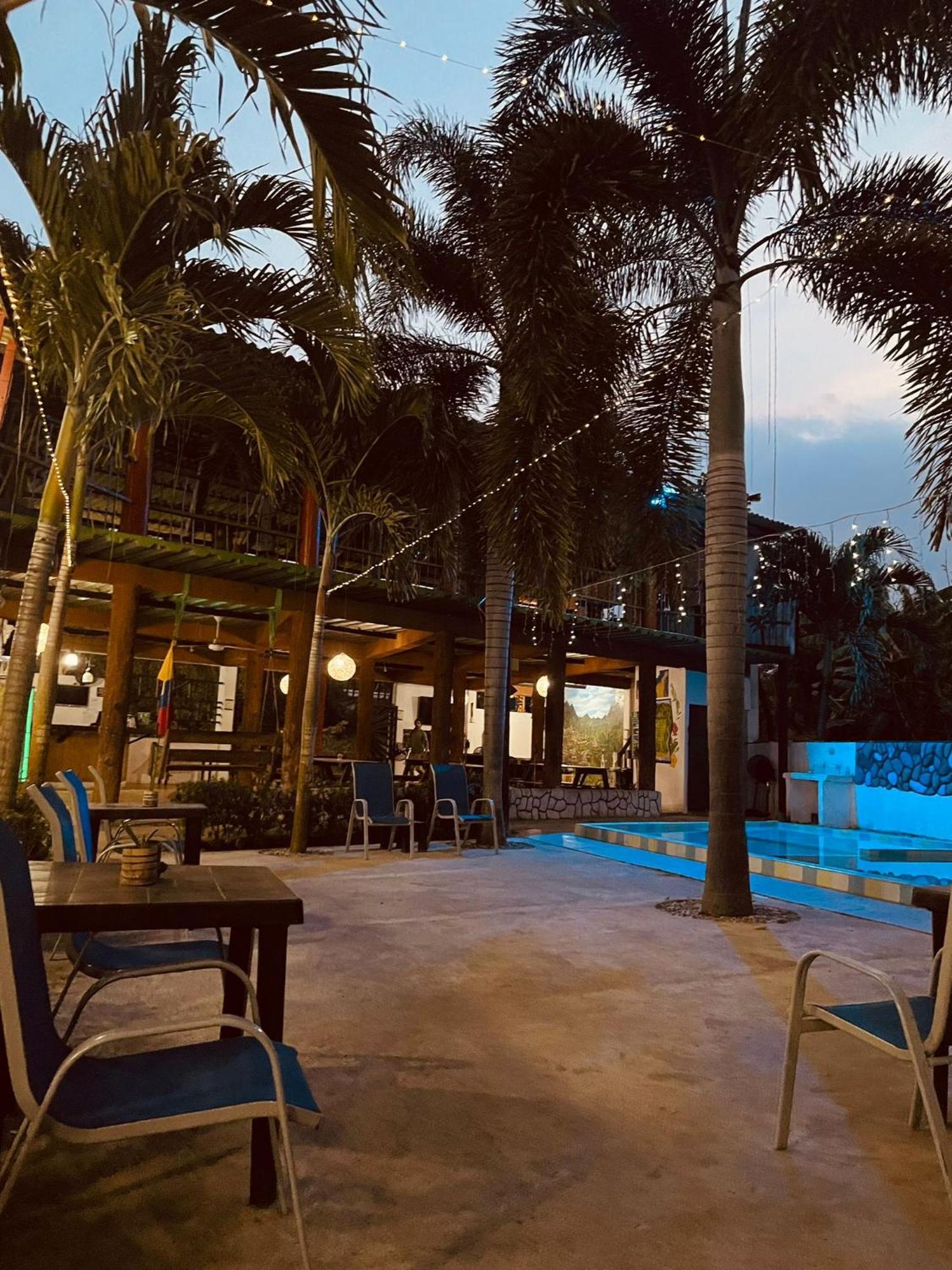Hostal Luz De Luna Palomino Eksteriør bilde
