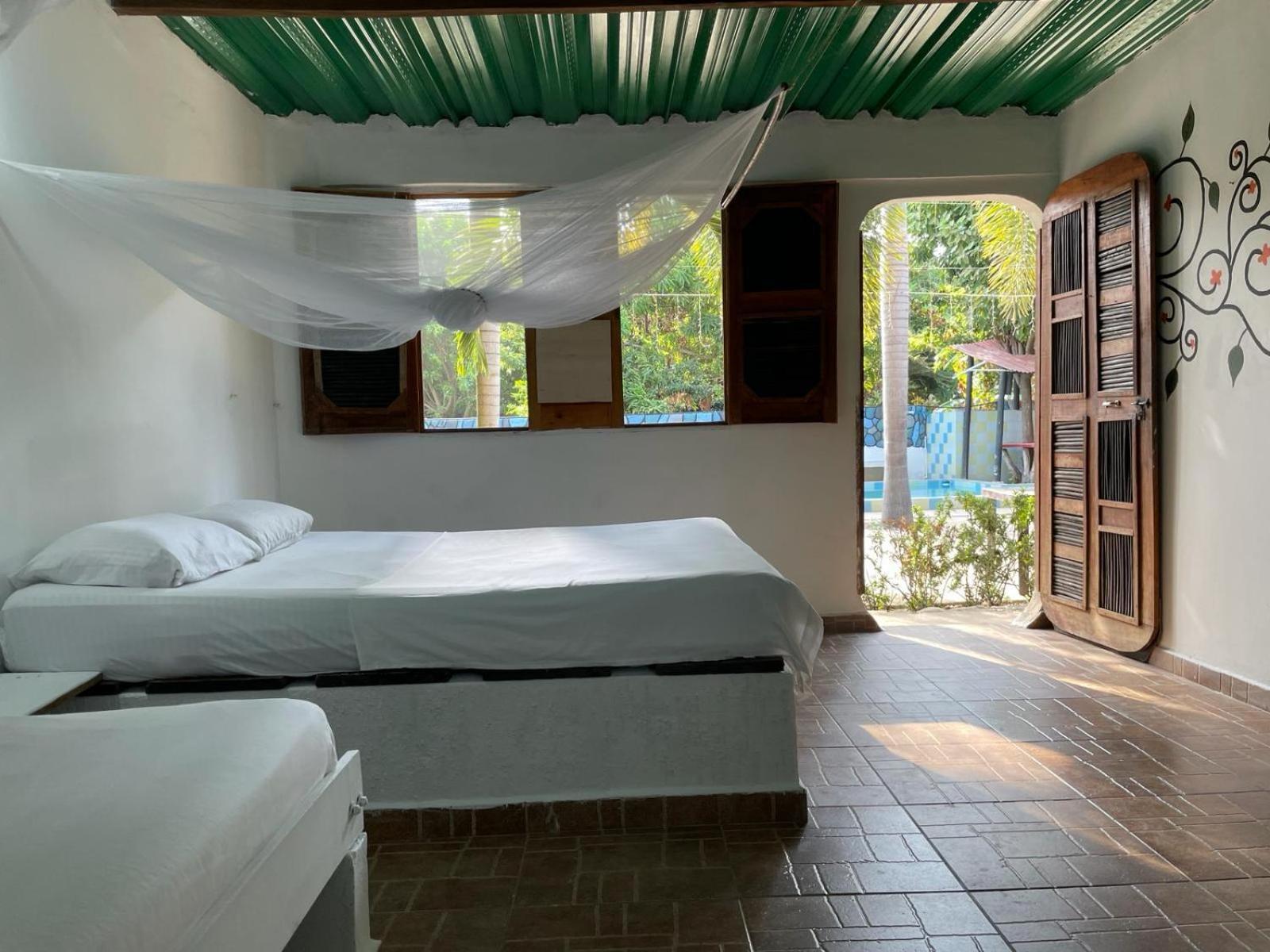 Hostal Luz De Luna Palomino Eksteriør bilde